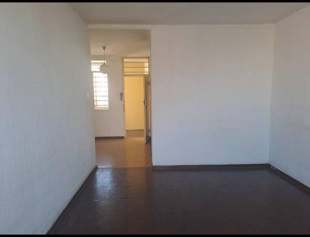 1 BEDROOM APARTMENT FOR SALE IN BEDFORD GARDENS